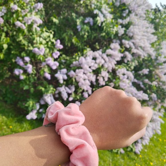 pack of Scrunchies - Picture 4 of 11